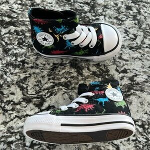 Little toddler High Tops size 4